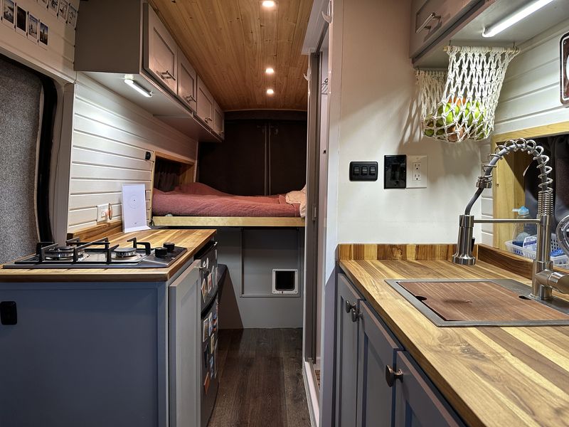 Picture 1/14 of a 2019 Ford Transit 250 (Interior Shower) - Full Off Grid for sale in Truckee, California