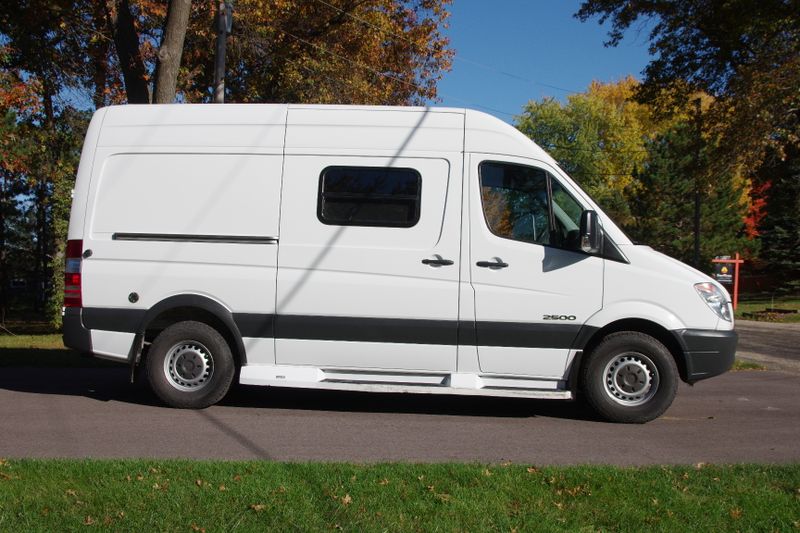 Picture 5/25 of a 2008 Dodge Sprinter 2500 - Sportsmobile Conversion for sale in Reedsburg, Wisconsin