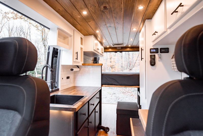 Picture 6/24 of a 2021 Ram Promaster Campervan for sale in Cheshire, Massachusetts