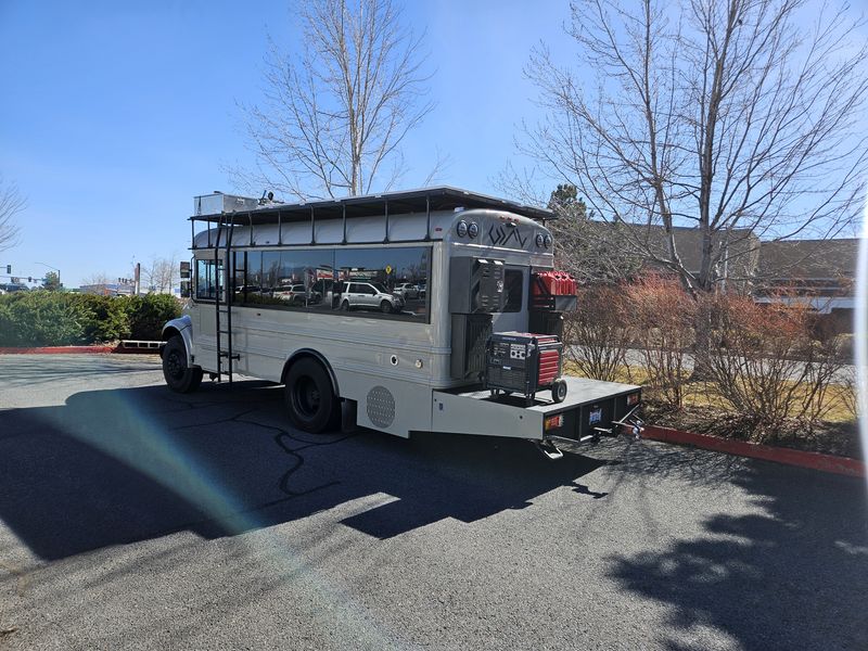 Picture 1/19 of a 03 international one of a kind skoolie  for sale in Richland, Washington