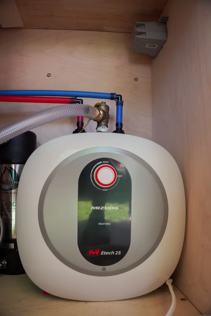 Picture 5/8 of a 2018 Mercedes-Benz sprinter 3500 170 camper conversion van for sale in Columbus, Georgia