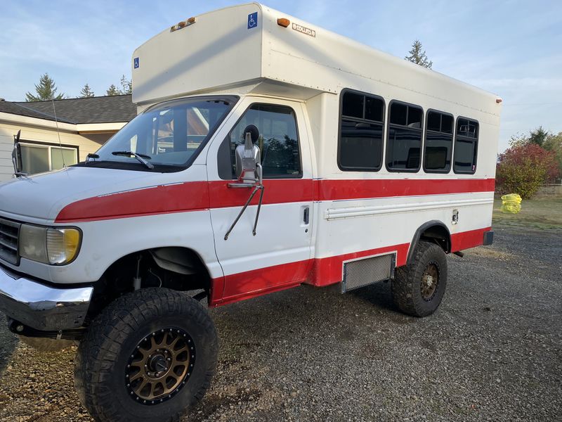 Picture 2/6 of a 1994 4X4 E350 DIESEL SHORT BUS , CLEAN TITLE, 177k for sale in Eagle Creek, Oregon