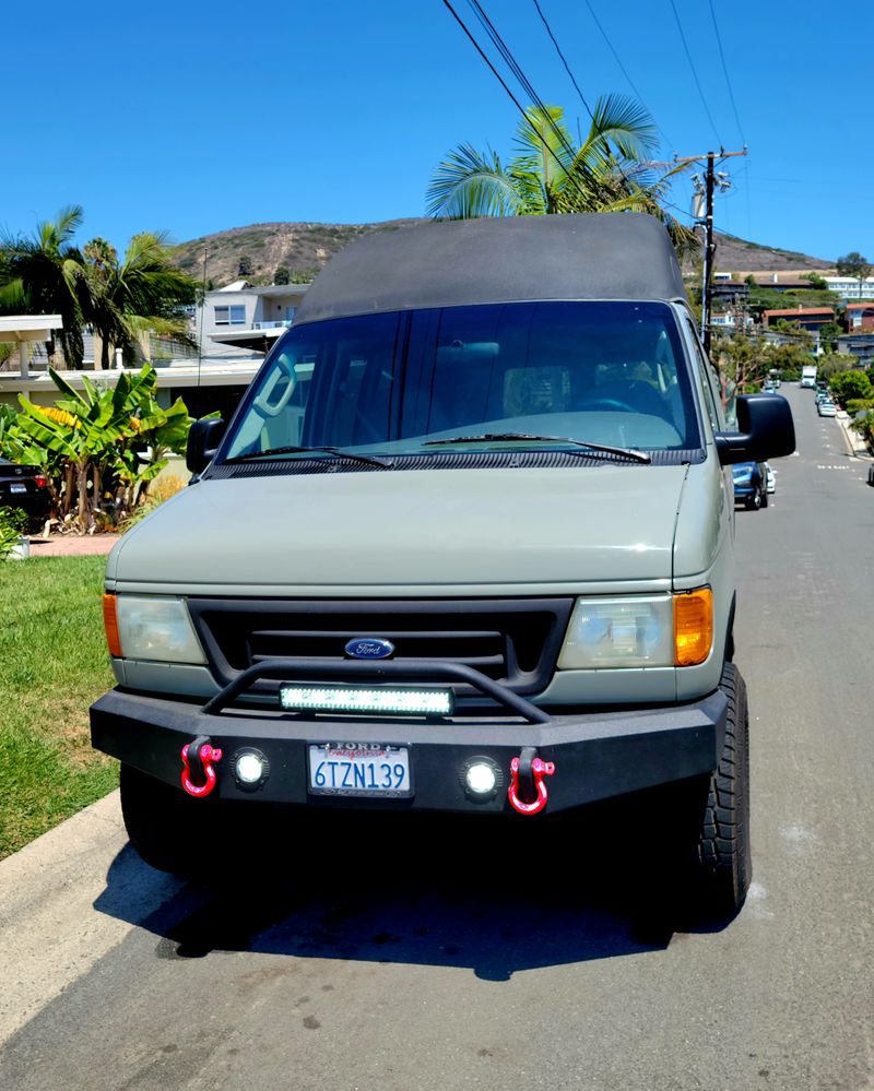 Picture 5/13 of a 2006 Ford E350 Superduty Camper Van for sale in Laguna Beach, California