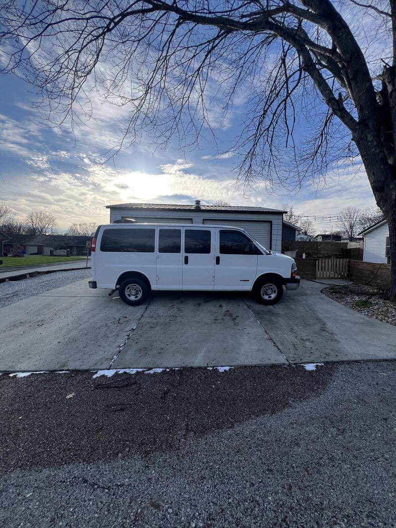 Picture 5/11 of a 2005 Chevy Express 3500 (61k miles) for sale in Bedford, Indiana
