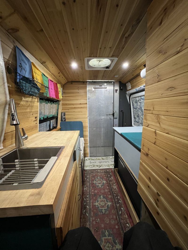 Picture 4/34 of a 2006 Sprinter 2500 Off-Grid Fully Loaded Custom Camper Build for sale in Santa Monica, California