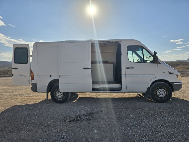 Picture 5/16 of a 2006 Dodge Sprinter for sale in Henderson, Nevada