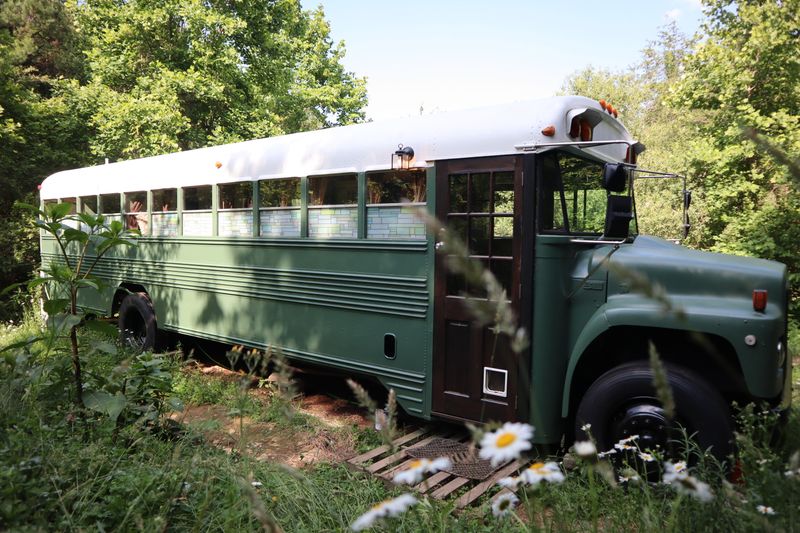 Picture 1/19 of a 1986 BlueBird International - Ready to roll for sale in Asheville, North Carolina