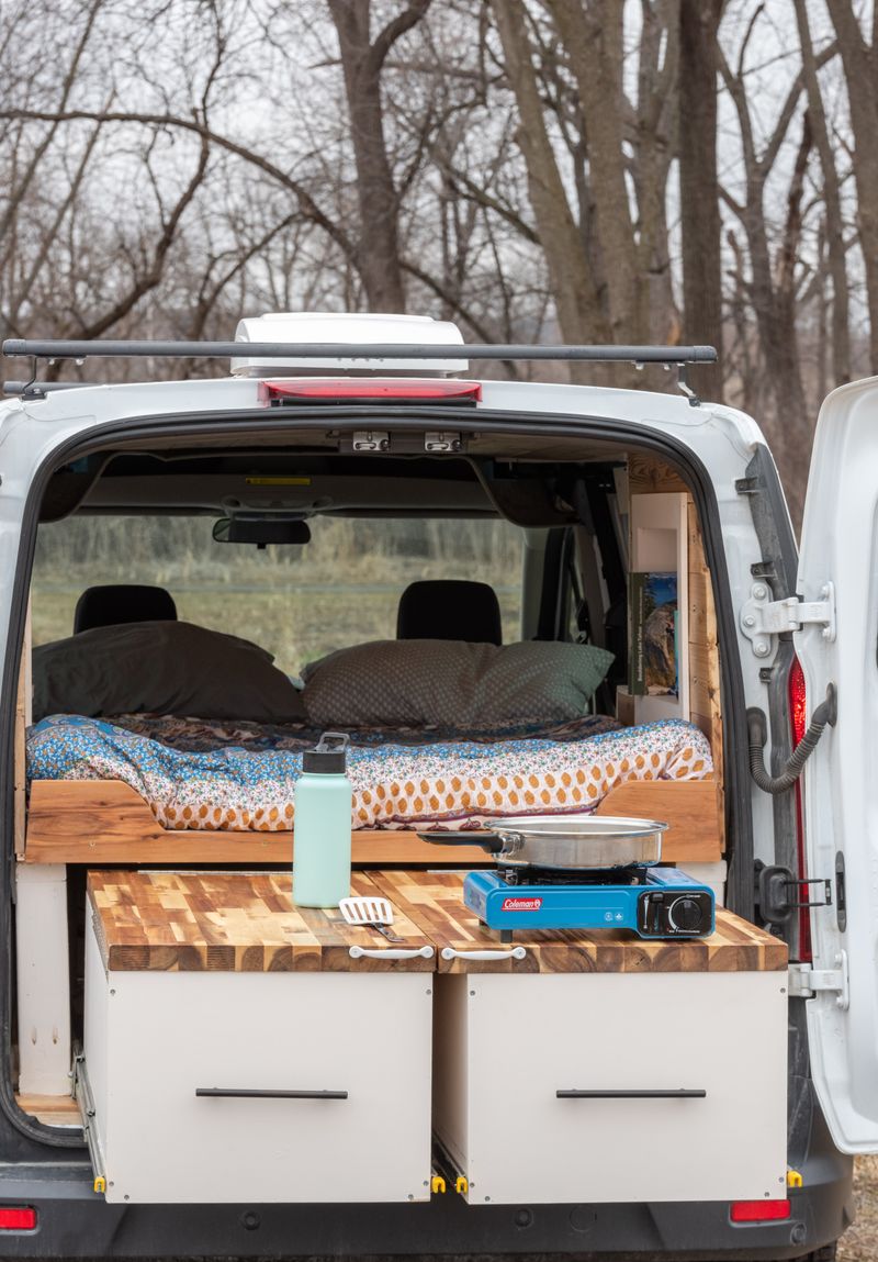 Picture 5/13 of a 2018 Ford Transit Connect campervan  for sale in Minneapolis, Minnesota