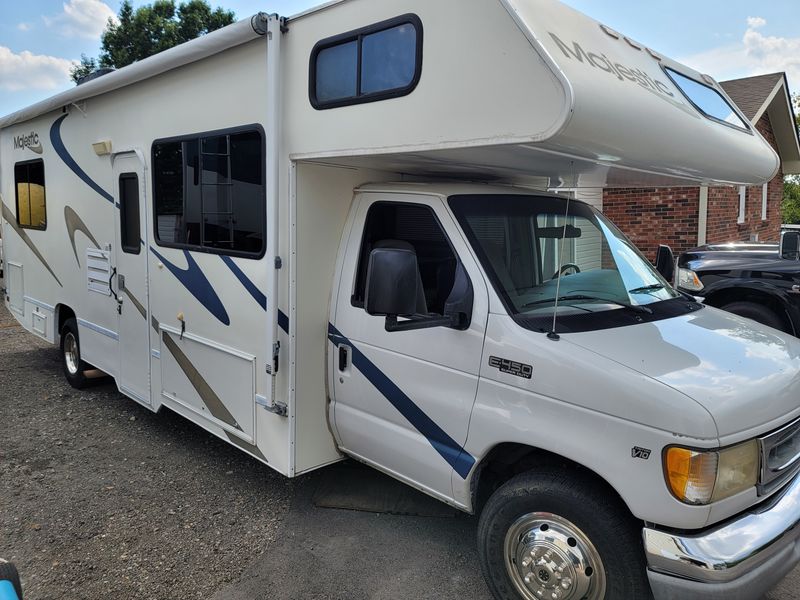 Picture 1/9 of a 2002 e450 majestic 29ft for sale in Gallatin, Tennessee