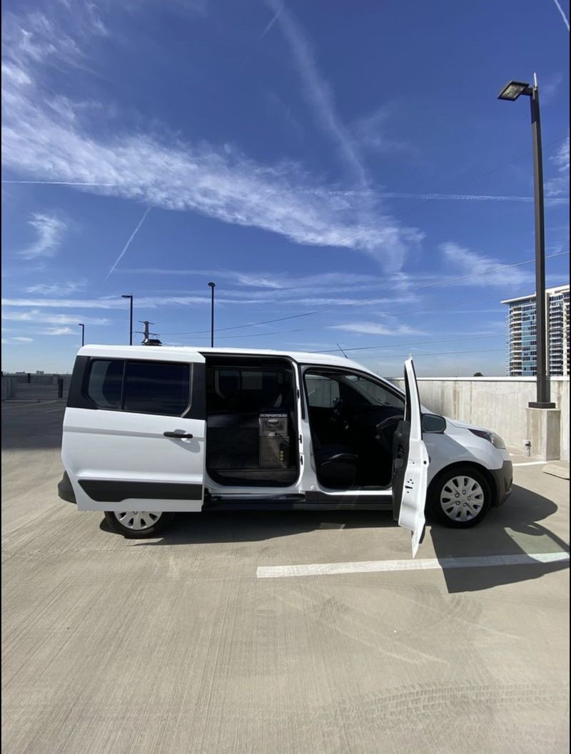 Picture 5/22 of a SOLO TRAVELER CAMPER VAN for sale in Waco, Texas