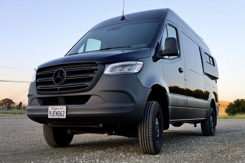 Picture 3/31 of a 2022 Sprinter 4x4 - Luxury Off-Grid Van - 19k miles for sale in Palo Alto, California
