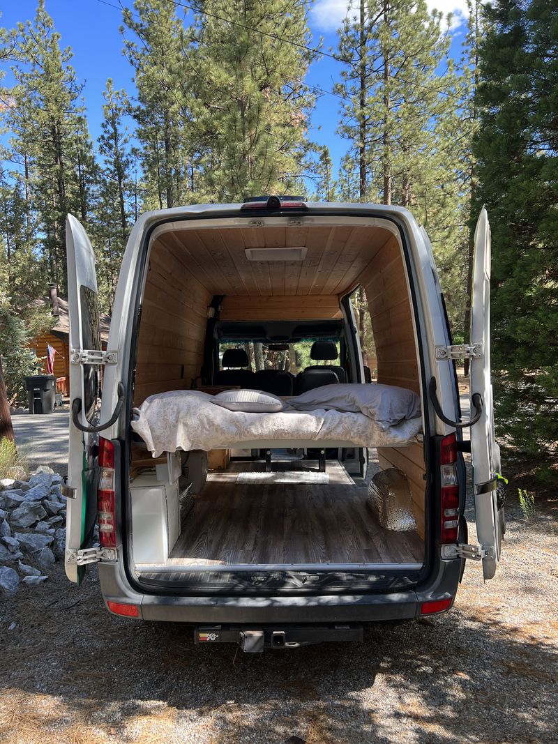 Picture 2/11 of a 2011 Mercedes Benz Sprinter  for sale in Los Angeles, California