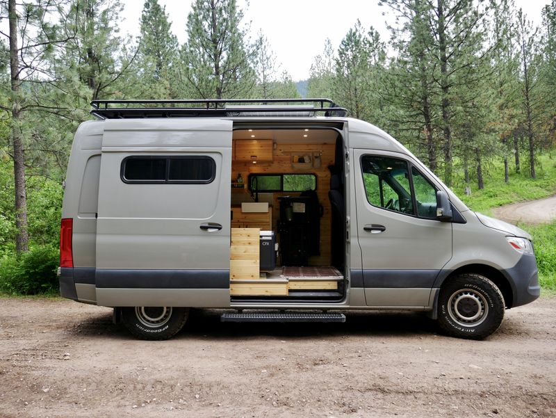 Picture 4/18 of a 2019 Mercedes Sprinter 144 for sale in Missoula, Montana