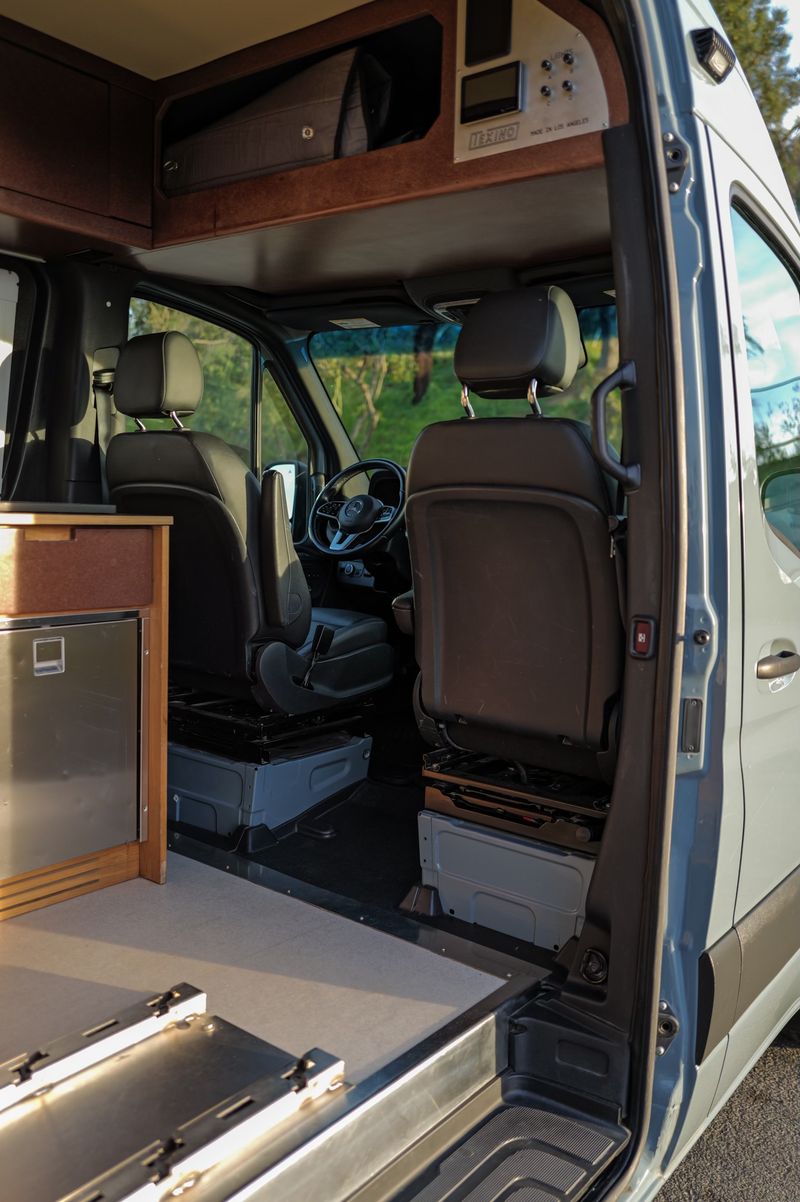 Picture 4/15 of a Mercede Sprinter 2500 converted by Texino for sale in Los Angeles, California