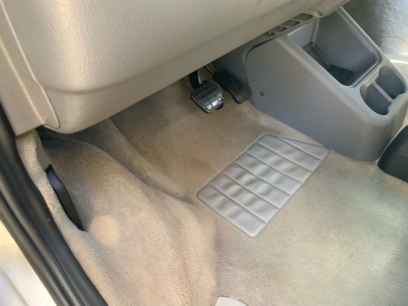 Picture 5/12 of a Volkswagen Eurovan for sale in Edgewater, Maryland