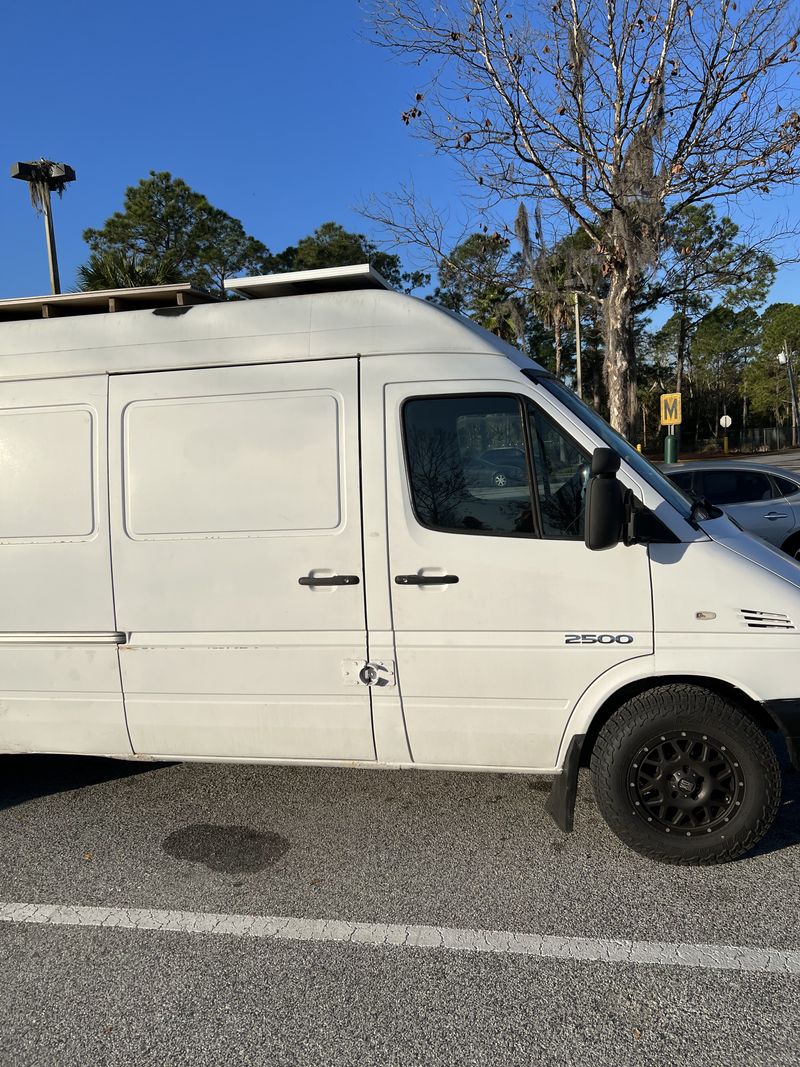 Picture 1/23 of a 2004 Sprinter  for sale in Eustis, Florida