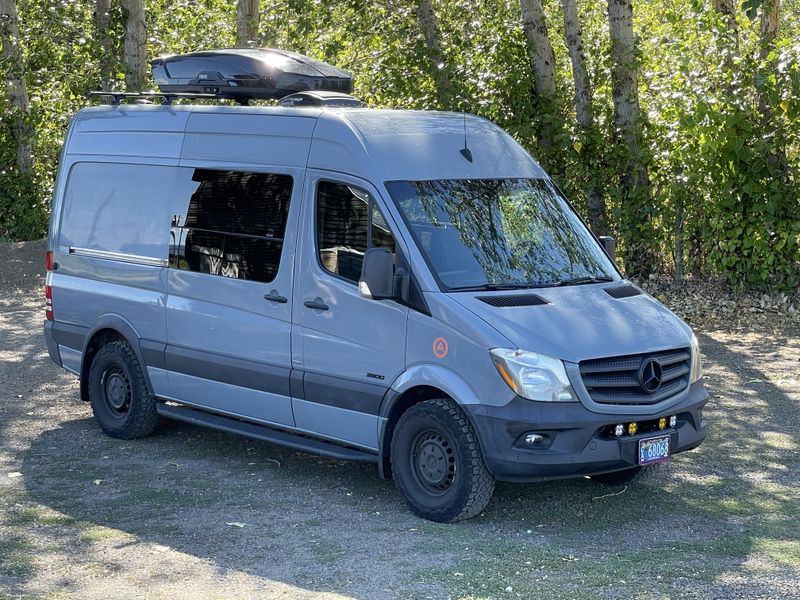 Picture 1/29 of a 2016 Sprinter 2.1L 4 Cyl. High Roof Grey for sale in Hood River, Oregon