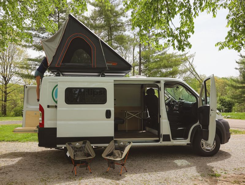 Picture 4/22 of a 2021 Dodge Promaster with Roof Top Tent for sale in Cincinnati, Ohio