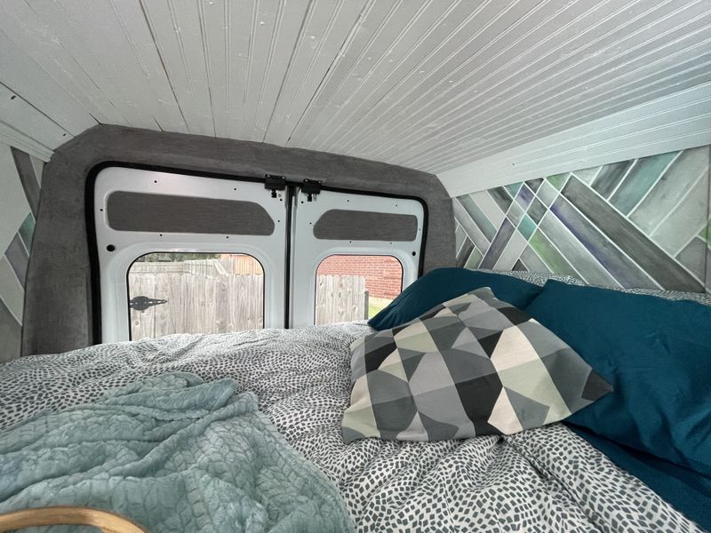 Picture 3/5 of a 2019 Dodge Promaster 2500 Campervan for sale in Cedar Hill, Texas