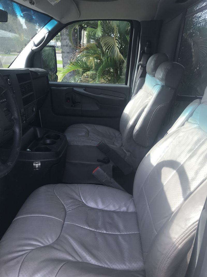 Picture 6/22 of a Chevy Express 3500 Turtle top Shuttle bs Rv Conversion for sale in North Fort Myers, Florida