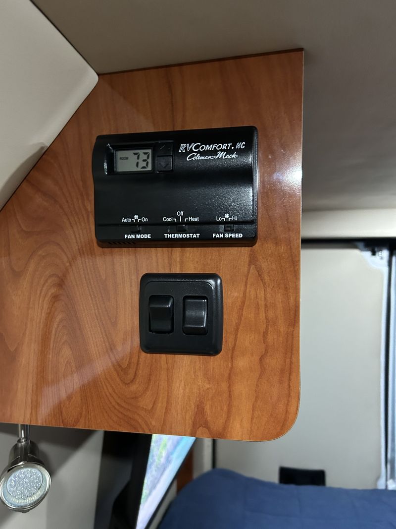 Picture 5/47 of a Dodge Promaster 1500 High Roof for sale in Chattanooga, Tennessee