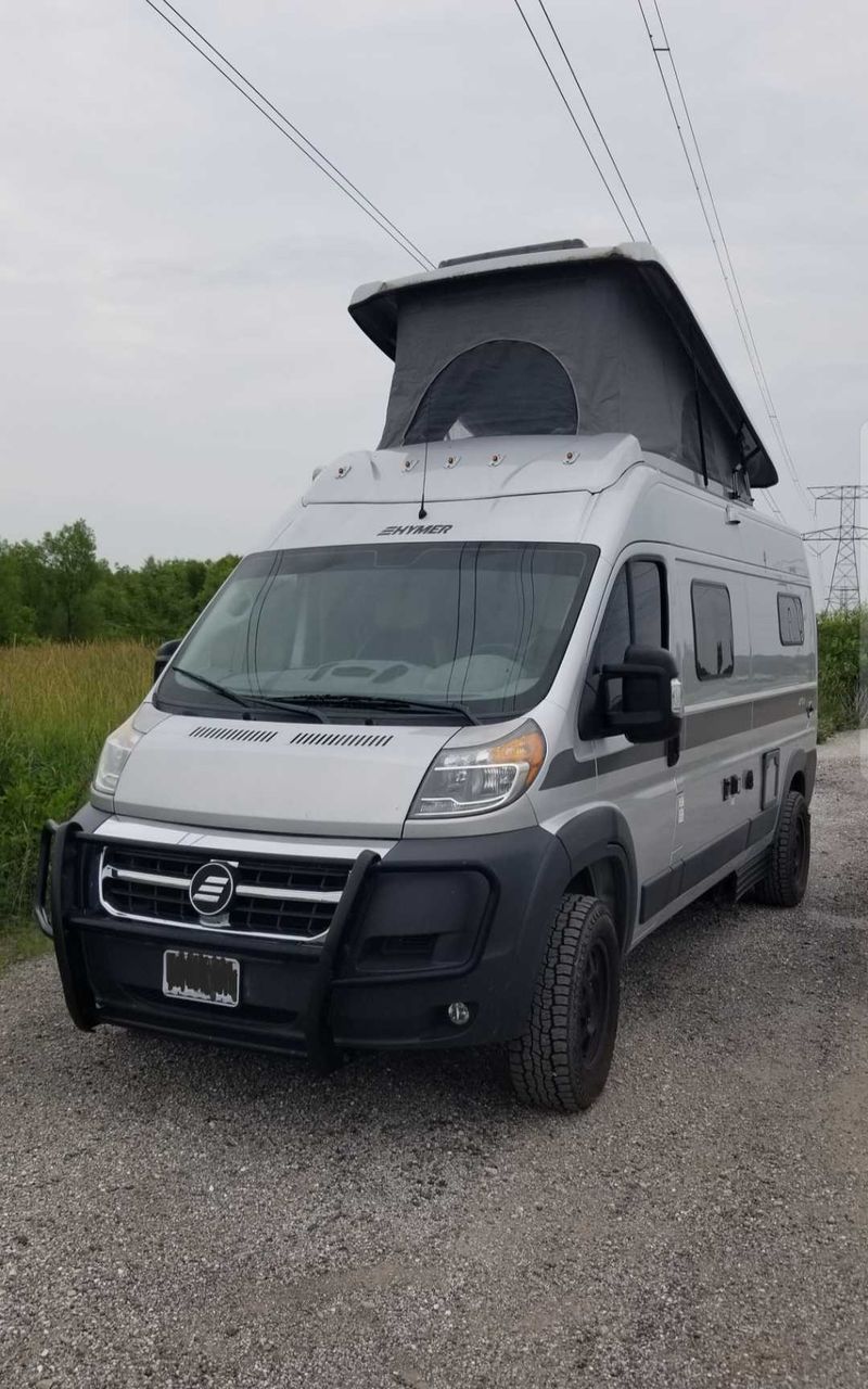 Picture 2/36 of a 2019 Hymer Aktiv Loft for sale in Florissant, Missouri