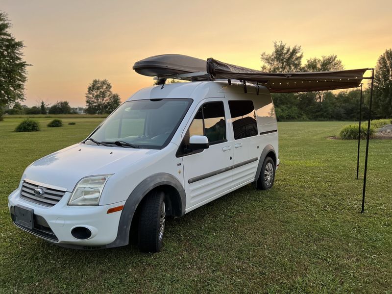 Picture 1/16 of a 2012 Ford Transit Connect XLT Campervan for sale in Lorain, Ohio