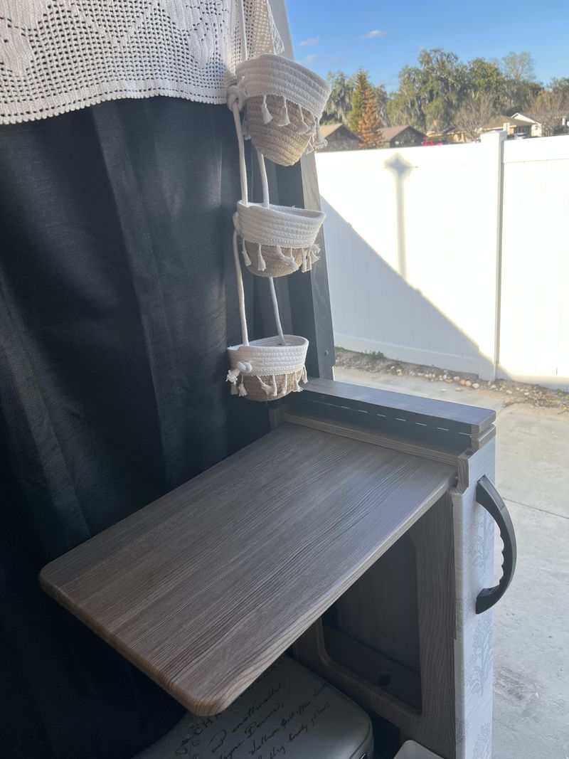 Picture 5/17 of a 2020 Entegra Ethos twin bed rear bath for sale in Leesburg, Florida