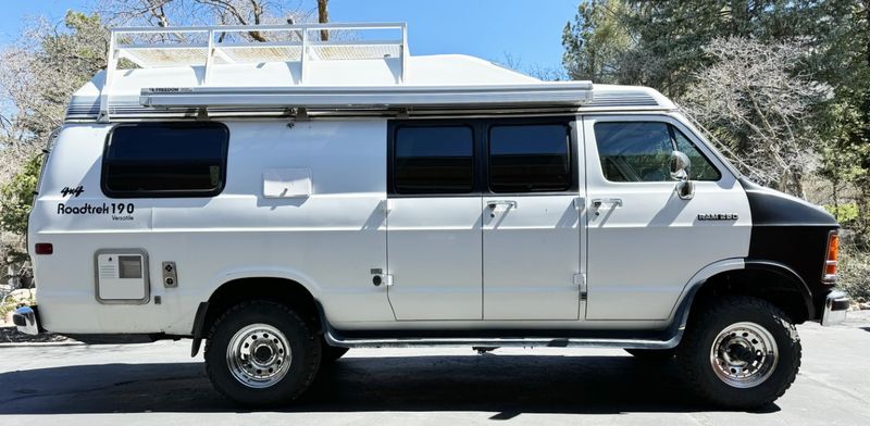 Picture 3/8 of a 1992 Roadtrek D190V 4x4 for sale in Salt Lake City, Utah