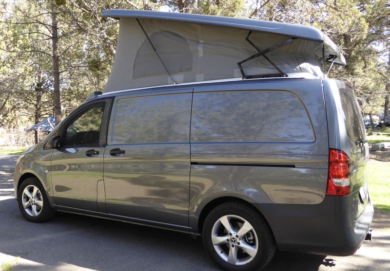 Picture 2/30 of a 2022 Mercedes Metris Pop-Top Camper Van for sale in Washougal, Washington