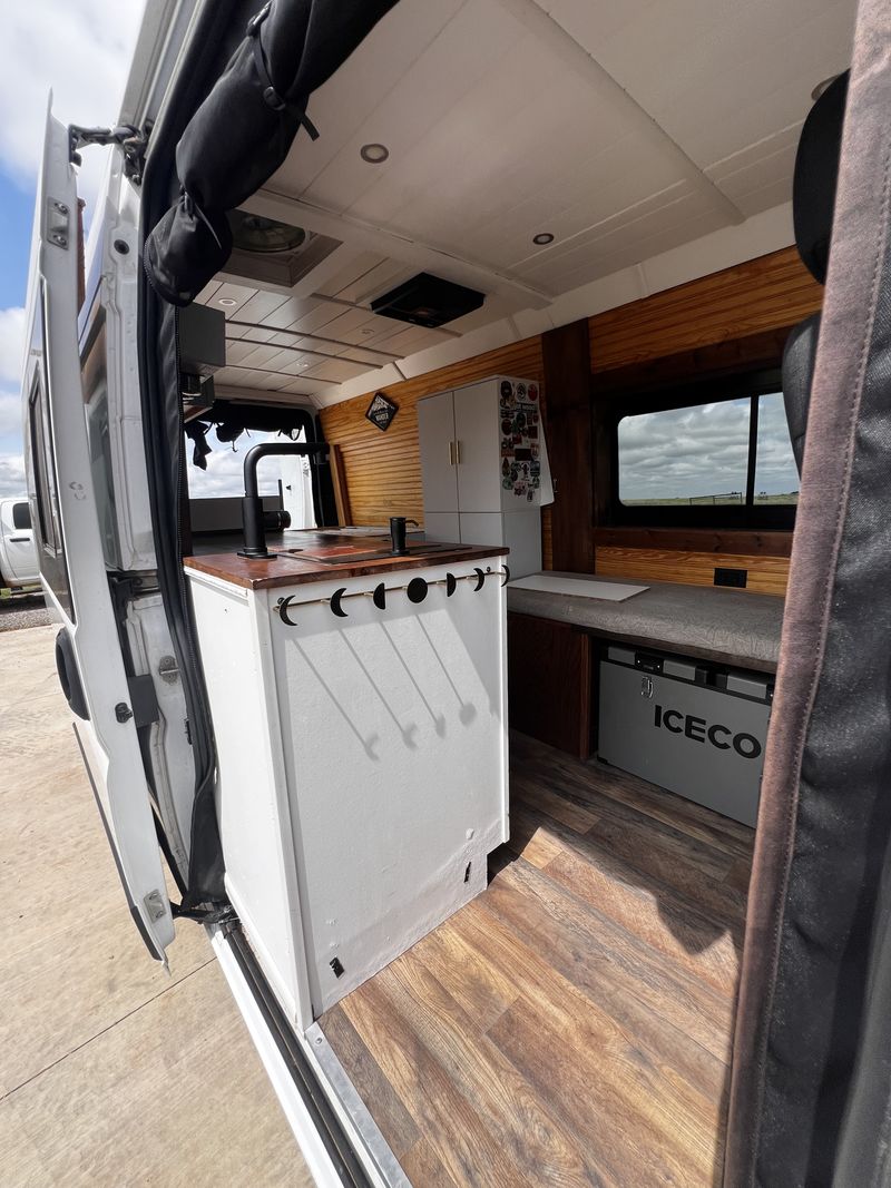 Picture 2/5 of a 2021 Ram Promaster 3500 EXT for sale in Henrietta, Texas