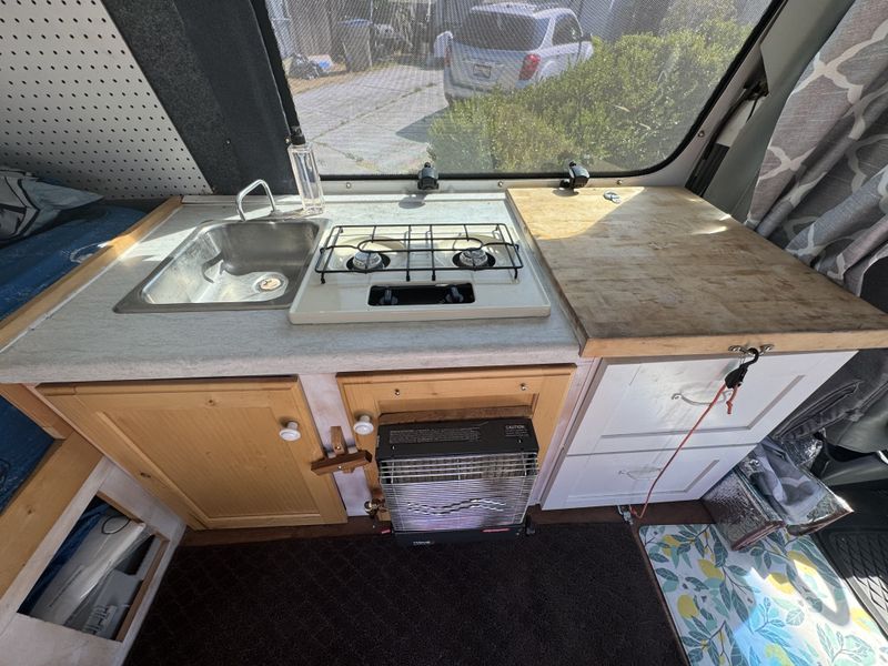 Picture 5/10 of a Campervan for sale in San Jose, California