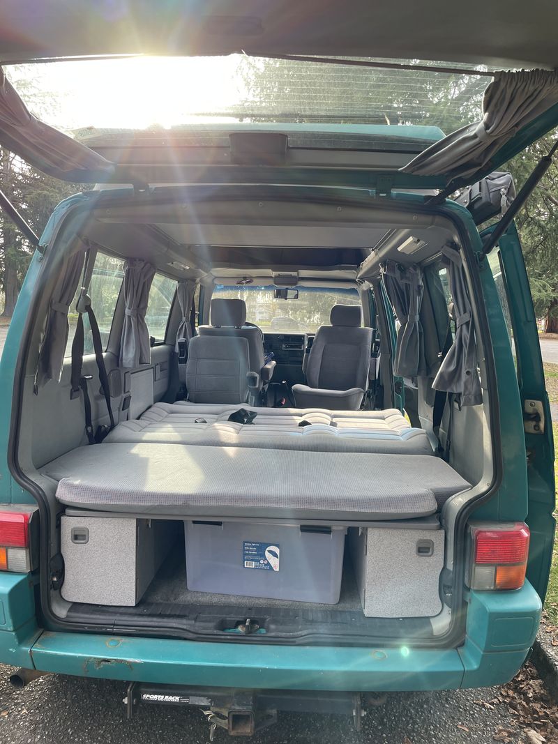 Picture 5/9 of a 1993 Eurovan Weekender  for sale in Seattle, Washington