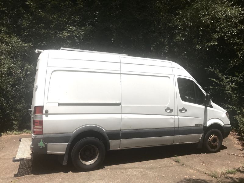 Picture 1/9 of a 2008 Dodge Sprinter 3500 Diesel (Mercedes) Dually  for sale in Midland City, Alabama