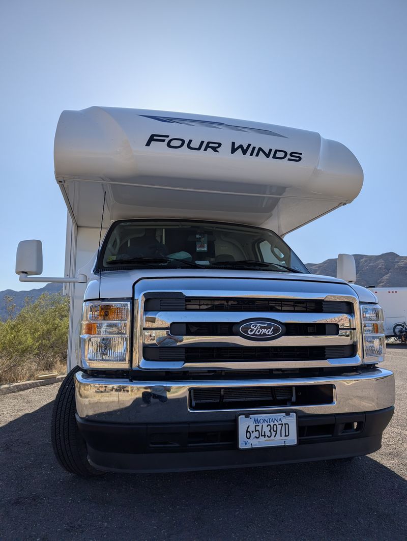 Picture 2/12 of a 2026 Thor Four Winds 19z - 20ft long fully equipped Class C for sale in Millwood, New York