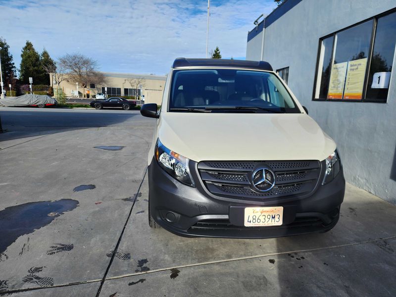 Picture 3/11 of a Mercedes-Benz Metris Camper 2022 for sale in Redwood City, California
