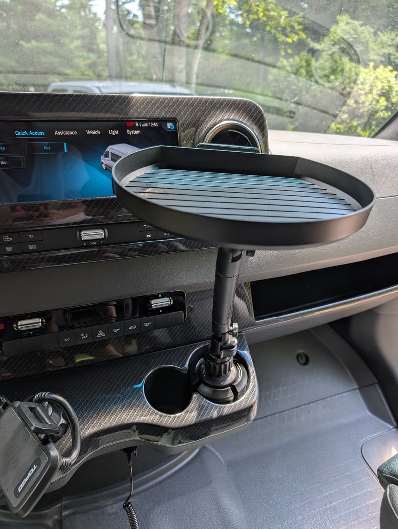 Picture 2/45 of a 2022 Winnebago Revel 44E for sale in New Haven, Connecticut