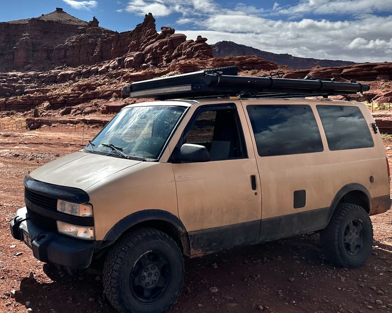 Picture 3/7 of a 2004 AWD Astro Adventure Van for sale in Gunnison, Colorado