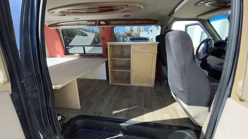 Picture 3/9 of a 2000 Ford E-150 Econoline - Camper Van for sale in Los Angeles, California