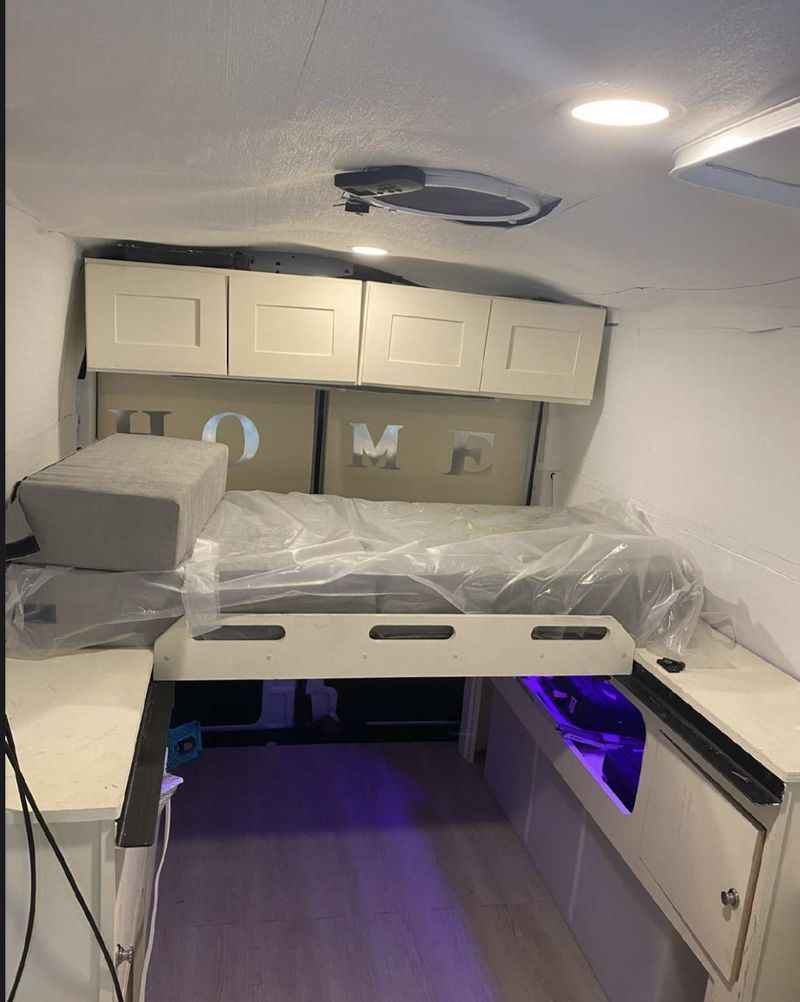 Picture 4/19 of a 2022 Ford Transit 250 AWD 640w Solar for sale in Port Saint Lucie, Florida