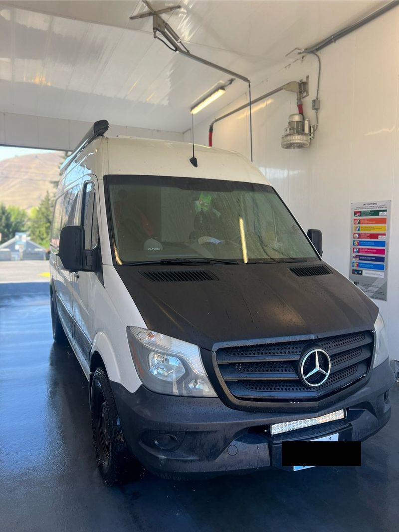 Picture 2/7 of a 2014 Mercedes Sprinter - 144” High Roof  - Diesel for sale in Olympia, Washington