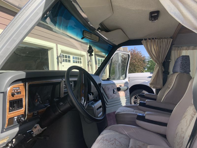 Picture 2/7 of a 1991 Airstream B190 for sale in Chaska, Minnesota