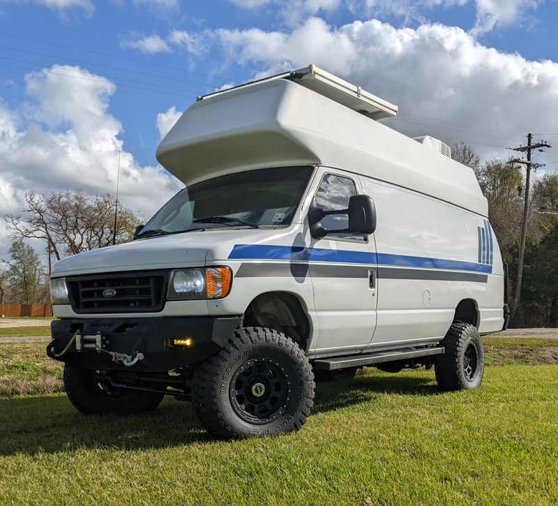 Picture 1/24 of a 2003 Ford E-350 7.3 Diesel 4x4 for sale in Church Point, Louisiana