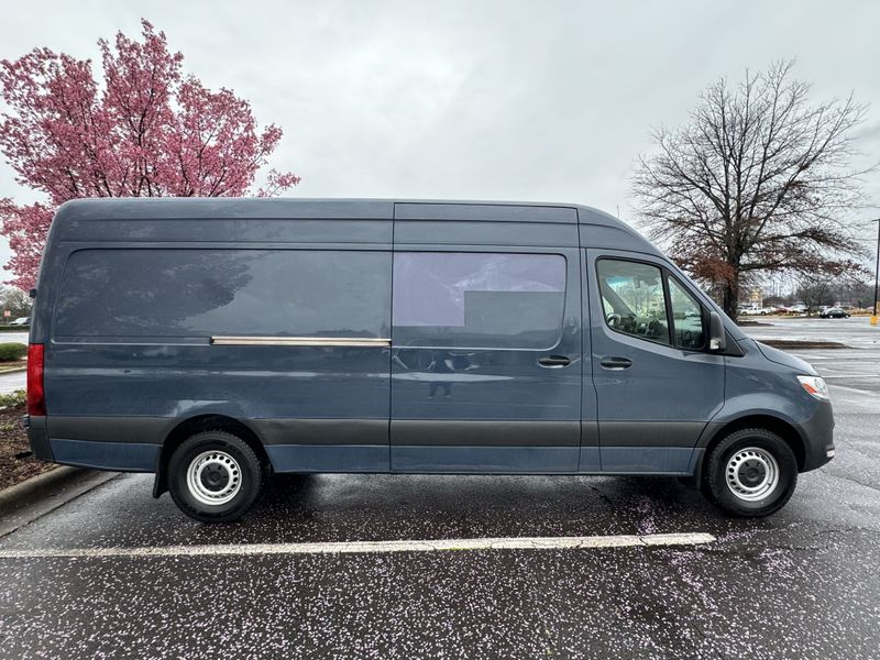 Picture 3/15 of a 2019 Mercedes Sprinter 2500 for sale in Charlotte, North Carolina