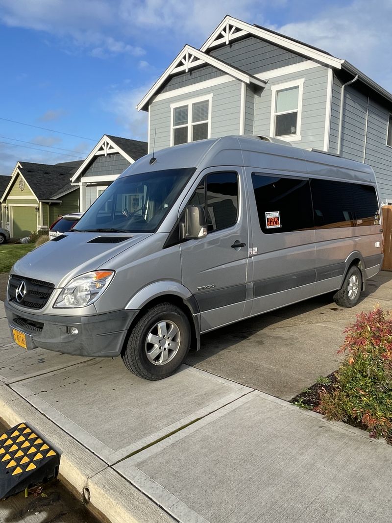 Picture 1/21 of a 2008 Sprinter 2500 170 extended for sale in Carlton, Oregon