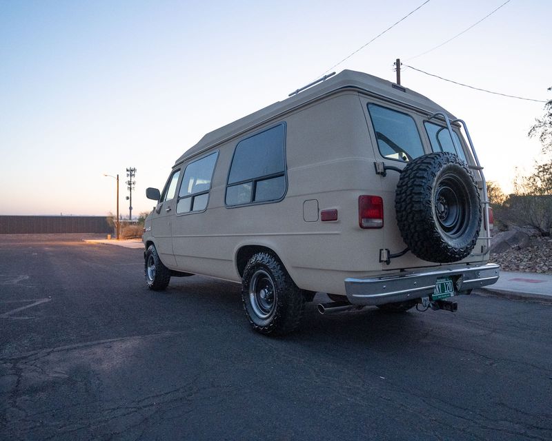 Picture 2/20 of a 1994 GMC Vandura Rally Wagon 2500 for sale in Lake Havasu City, Arizona