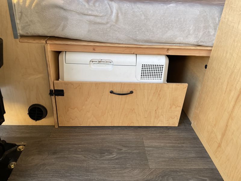 Picture 5/10 of a 2022 Ram Promaster All Road Camper A.R.C. (Vanny Devito) for sale in Portland, Oregon