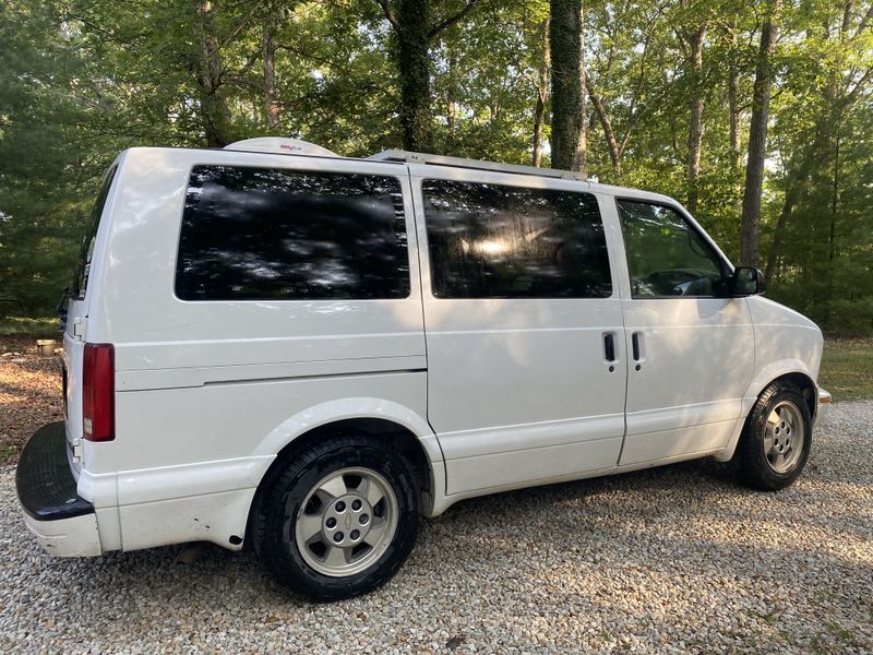 Picture 3/14 of a 2003 Chevy Astro Van for sale in Warrenton, Missouri