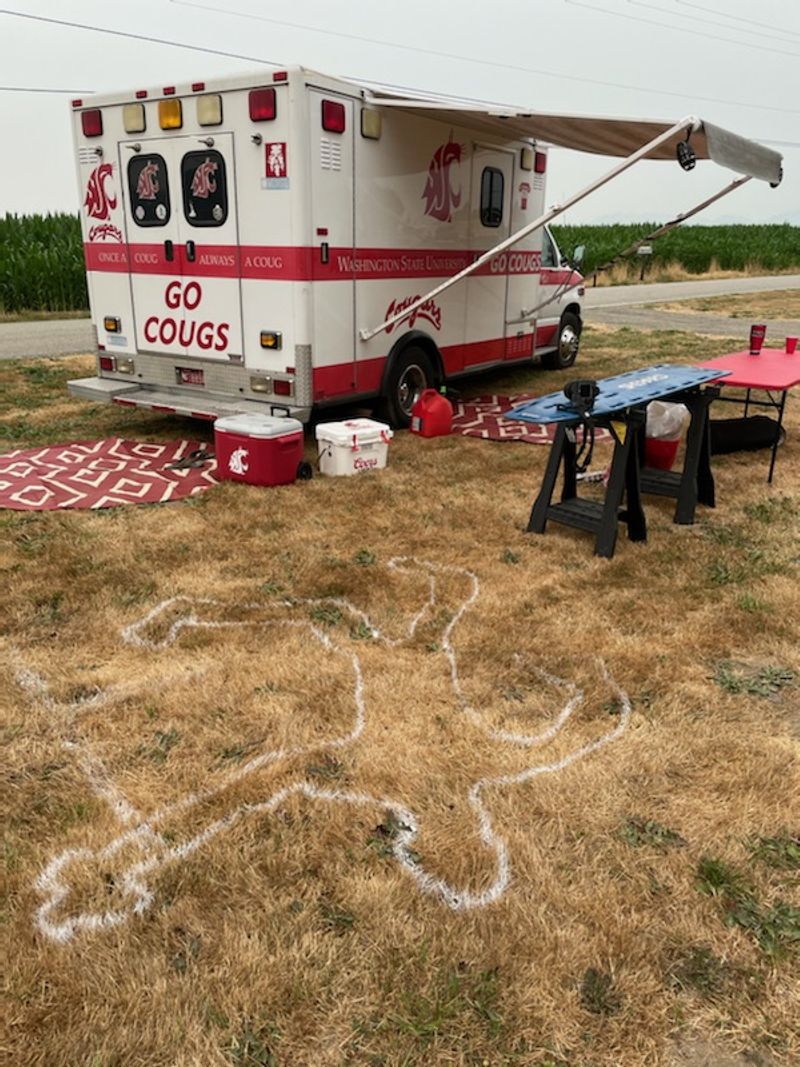 Picture 3/11 of a 2000 Ford e450 7.3 diesel for sale in Seattle, Washington