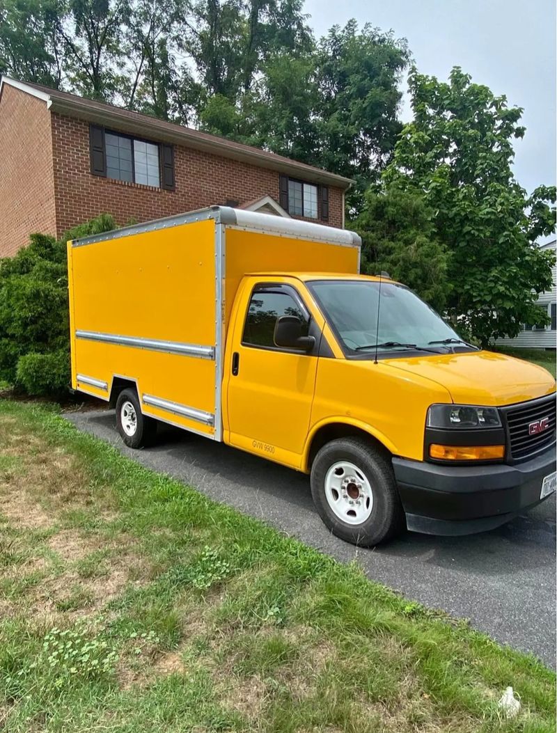Picture 1/6 of a 2019 GMC Savana 3500 Cutaway – 12 ft Box Truck for sale in Nevada City, California